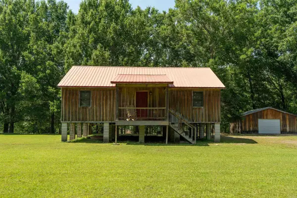 357 Cyperts Bluff Rd, Searcy, AR 72143