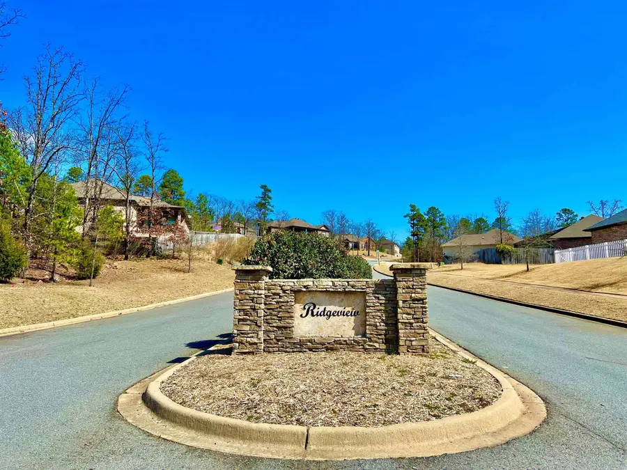 27 Basswood Terrace, Maumelle, AR 72113 - #3