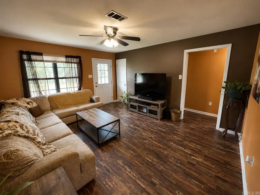 14 Rolling Creek Cir, Conway, AR 72032 - #3
