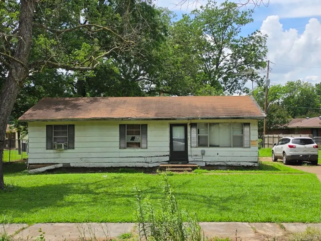 113 N Church St, Parkin, AR 72373 - #1