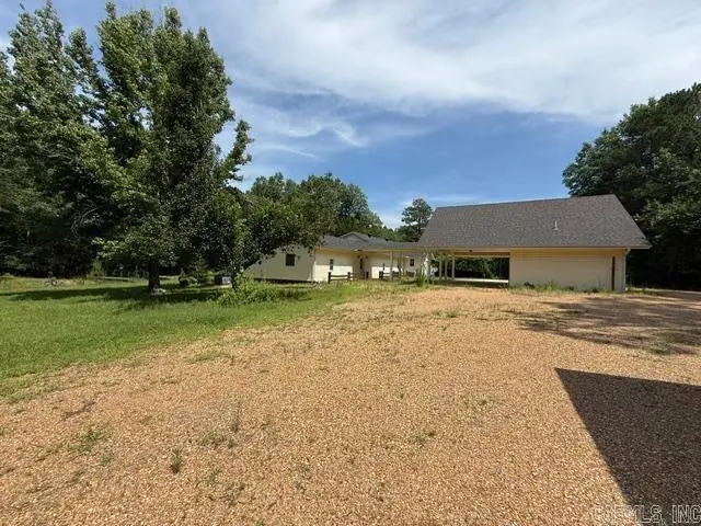 979 W 7th Street, Smackover, AR 71762 - #2