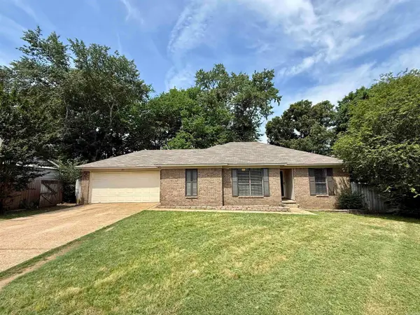 311 Zachary Cove, Bryant, AR 72022