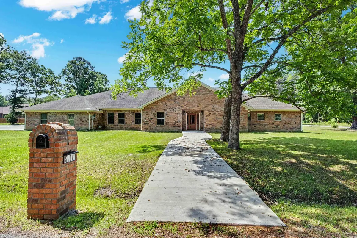 5508 W 16th, Pine Bluff, AR 71603 - #1