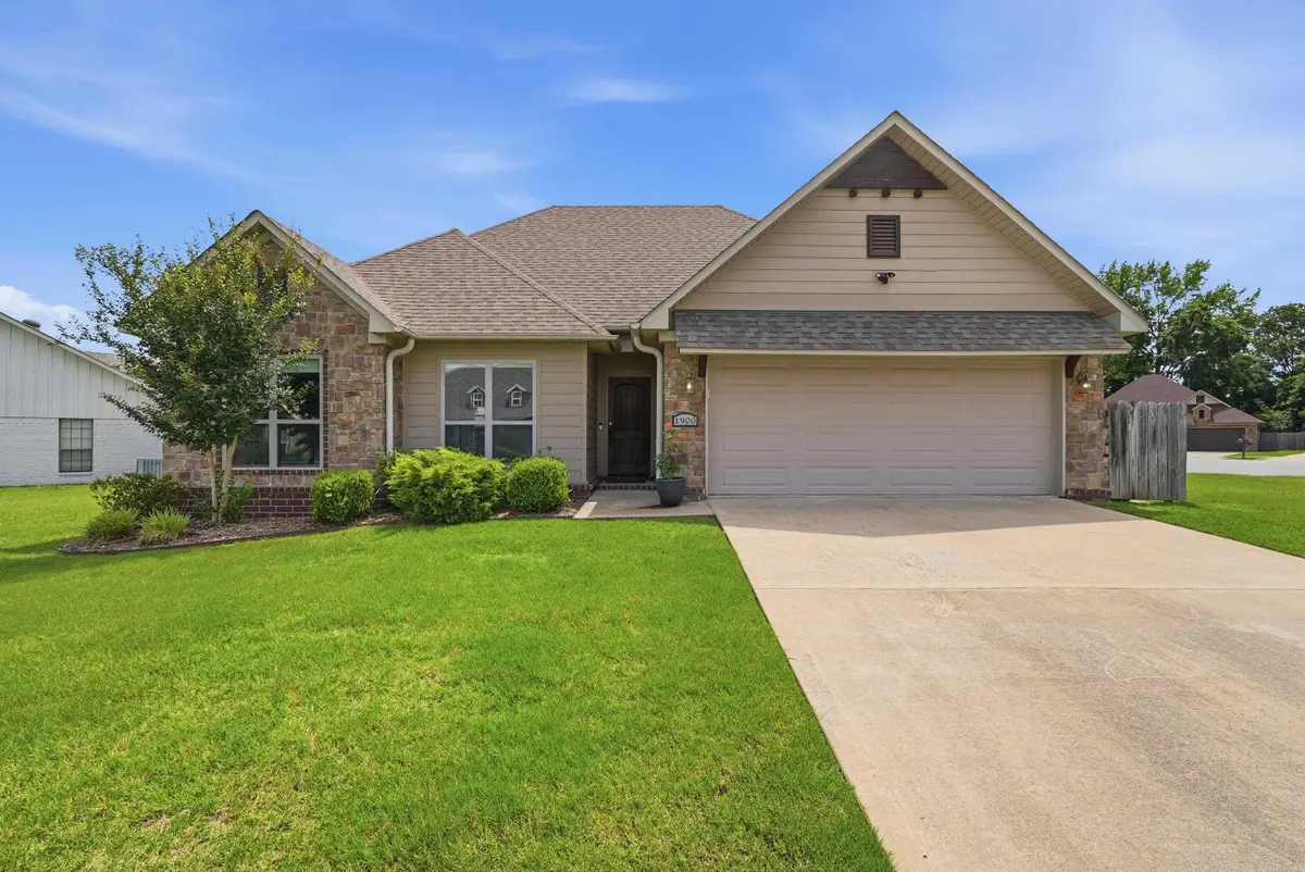 1900 Massee Gdns, Conway, AR 72034 - #1