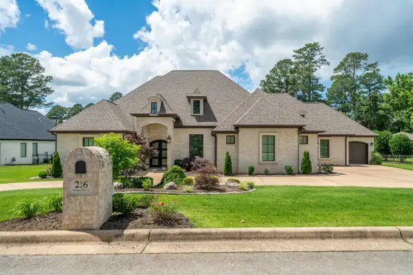 216 Arlington Park Court, Hot Springs, AR 71901