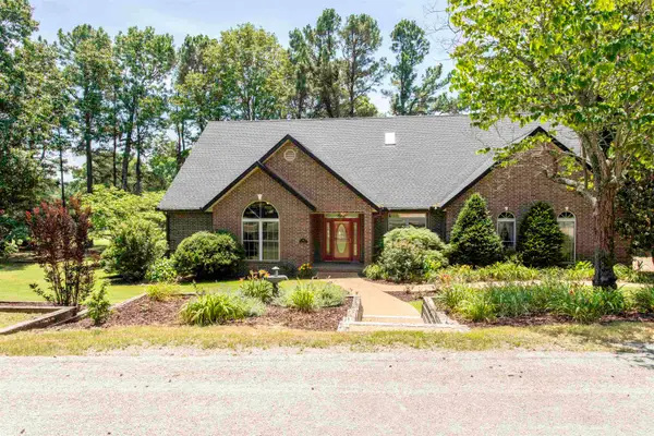 16 Katsina Circle, Cherokee Village, AR 72529