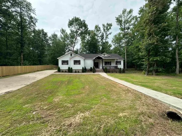 8716 East Fairview Road, Hensley, AR 72065