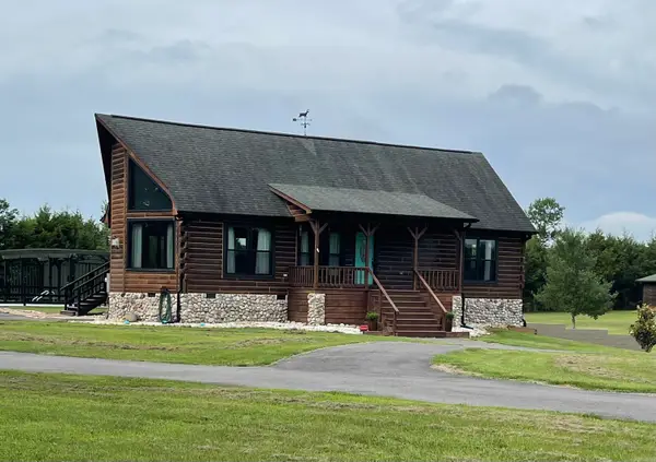 26 Muddy Bayou, Mt. Vernon, AR 72111