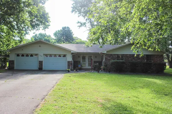 1202 Headlee Drive, Searcy, AR 72143