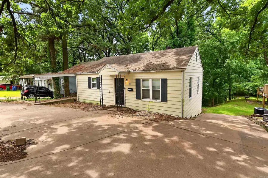 210 Belmont Drive, North Little Rock, AR 72116 - #2