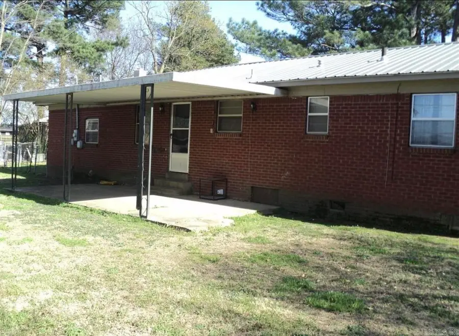 304 Eleanor St, Wynne, AR 72396 - #3