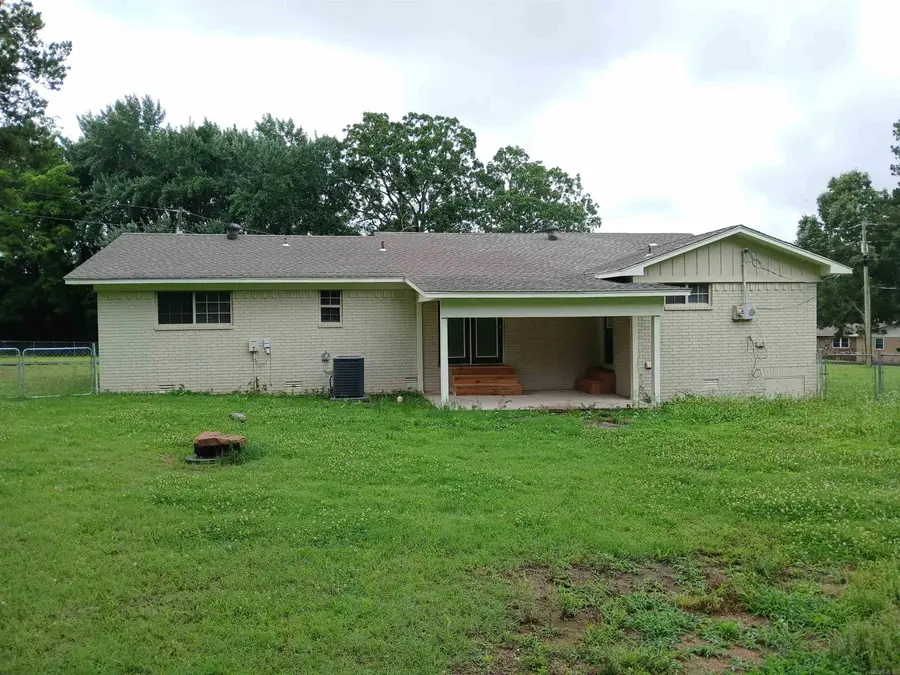 112 Church Ave, Rose Bud, AR 72137 - #3