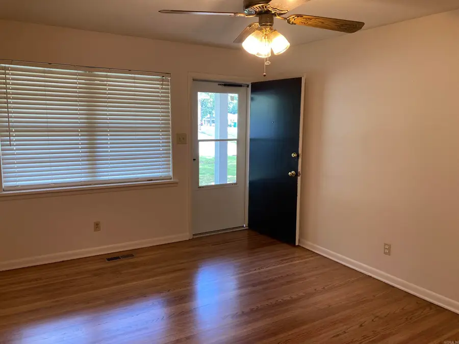 804 W 56th Street, North Little Rock, AR 72118 - #3