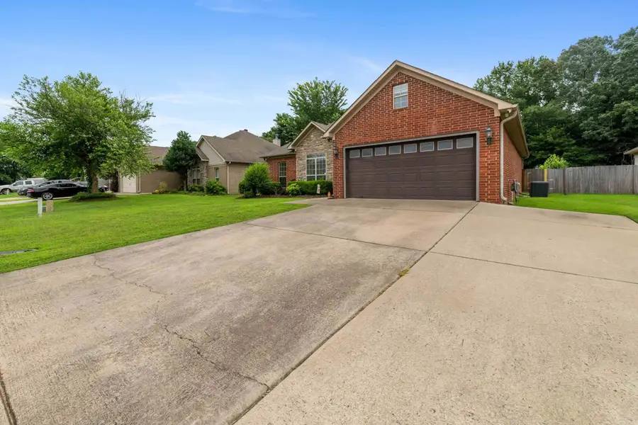 1160 Champions, Conway, AR 72034 - #2