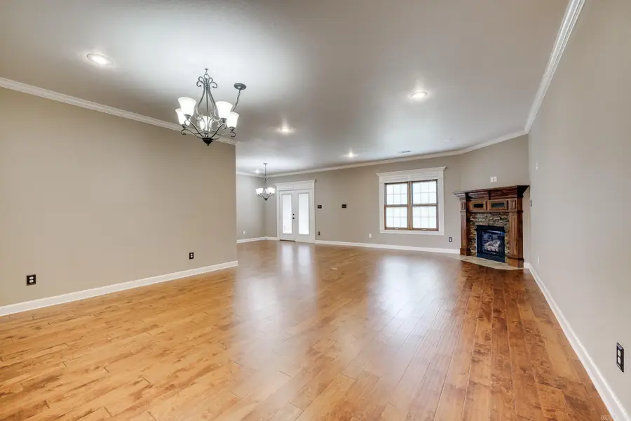 2366 Lakewood Circle, Cabot, AR 72023 - #3