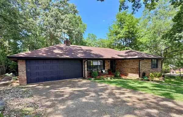 2 Glendale Court, Arkadelphia, AR 71923