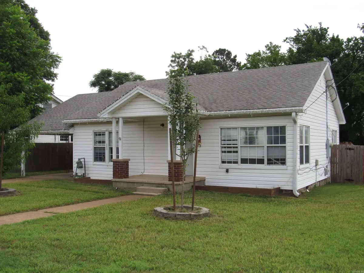 500 N Cross Street, Searcy, AR 72143 - #1