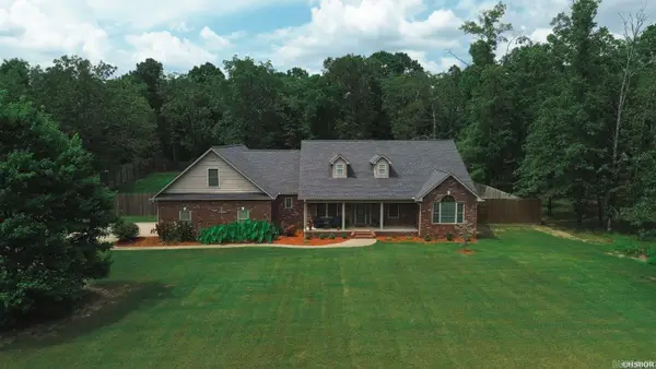 104 Parkway Square, Pearcy, AR 71964