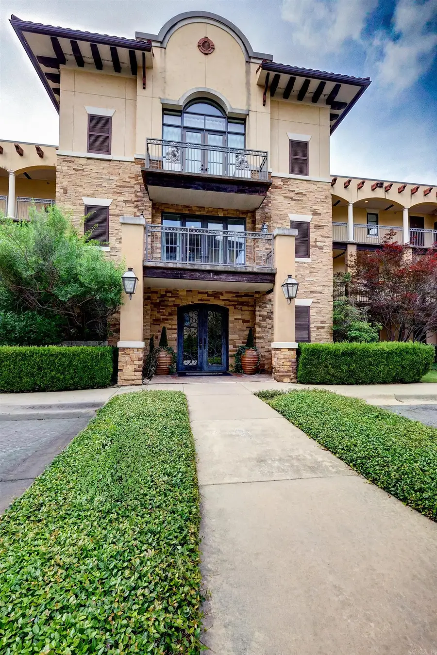 601 Chenal Woods Drive #111, Little Rock, AR 72223 - #2