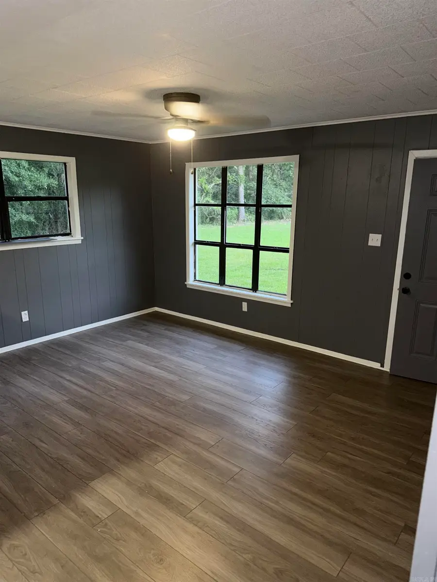 616 Jenkins Dr, Hamburg, AR 71646 - #2