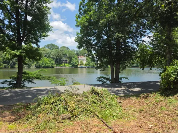 1920 Waterside Drive, North Little Rock, AR 72116