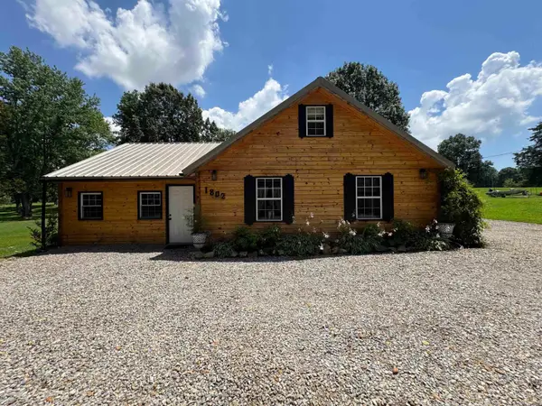 1802 W Clay Street, Piggott, AR 72454