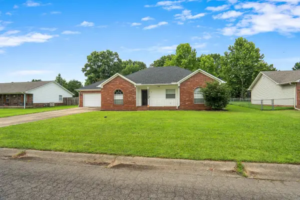 15 Red Oak Drive, Cabot, AR 72023