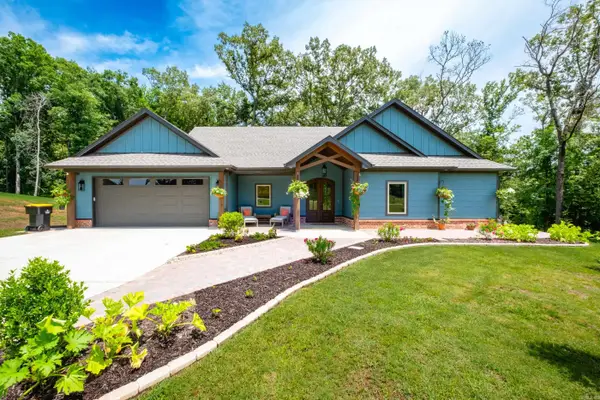 4032 Eagle Valley Drive, Benton, AR 72019