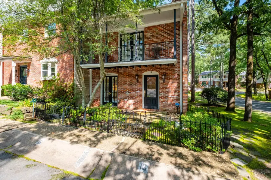 13 Kingsbridge Way, Little Rock, AR 72212 - #3