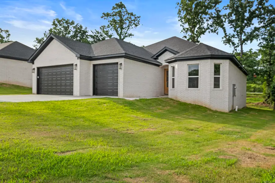 517 Forest Oak Cove, Jacksonville, AR 72076 - #2