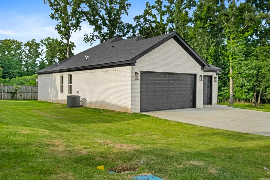 517 Forest Oak Cove, Jacksonville, AR 72076 - #3