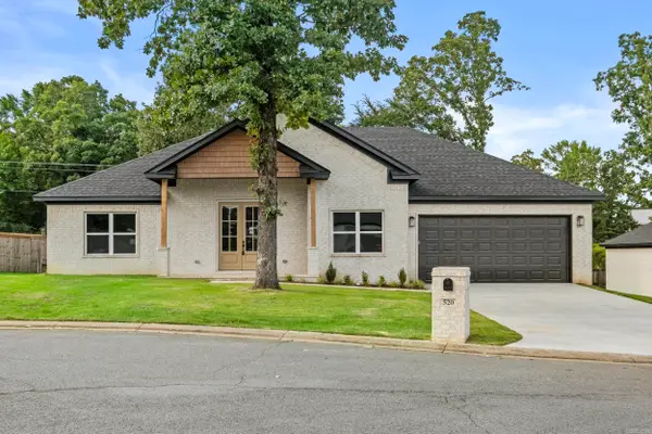 520 Forest Oak Cove, Jacksonville, AR 72076
