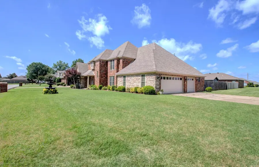 101 Magnolia Circle, Lonoke, AR 72086 - #2