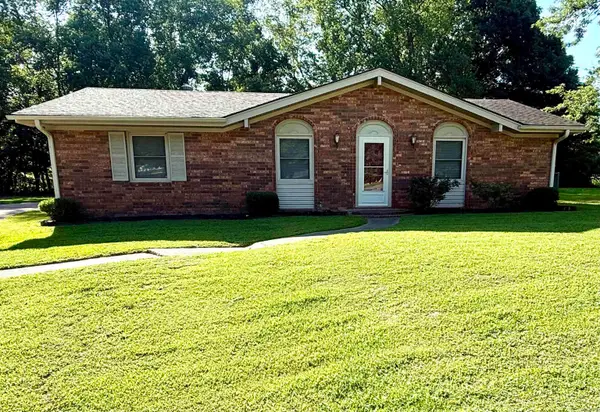 2016 Broadmoor Road, Jonesboro, AR 72401