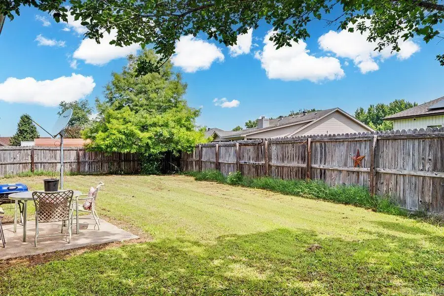 100 Meadowlark, Jacksonville, AR 72076 - #3