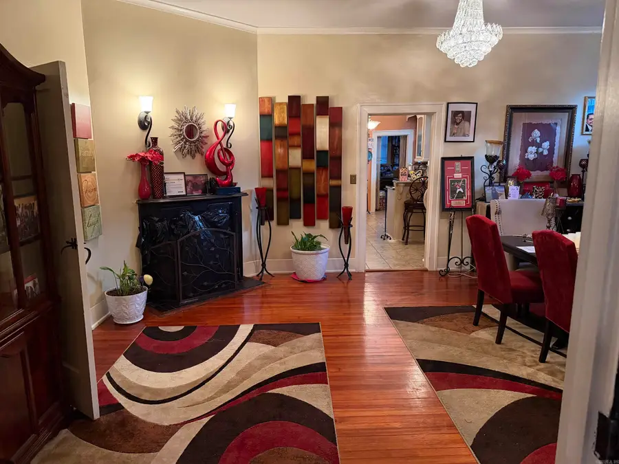 320 W 11th Ave, Pine Bluff, AR 71601 - #2