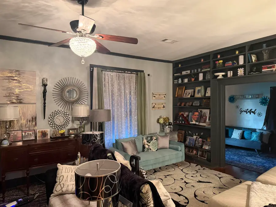 320 W 11th Ave, Pine Bluff, AR 71601 - #3