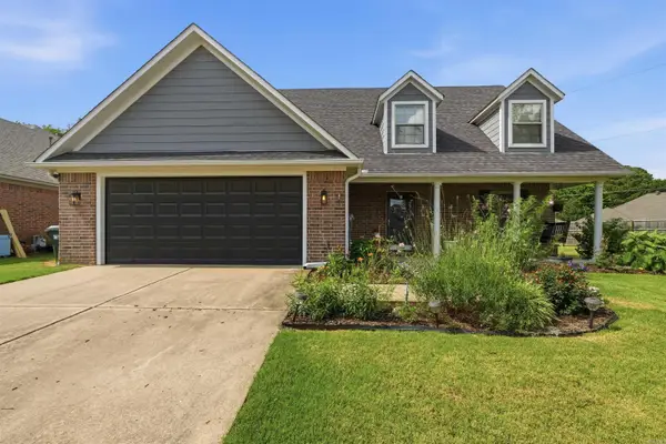 4610 Fugitt St, Conway, AR 72034