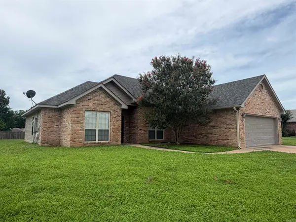 14012 Knighton Cove, North Little Rock, AR 72117