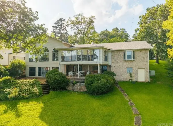 110 E Lakeland Point, Hot Springs, AR 71913