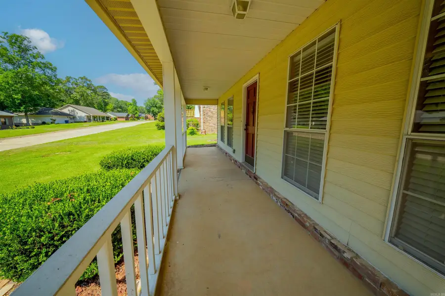 1016 Oakridge Drive, Camden, AR 71701 - #3