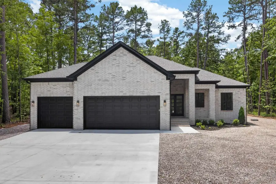 21 Casino Circle, Hot Springs Village, AR 71909 - #2