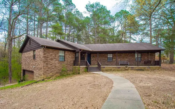 8 Parkview Drive, Bryant, AR 72022