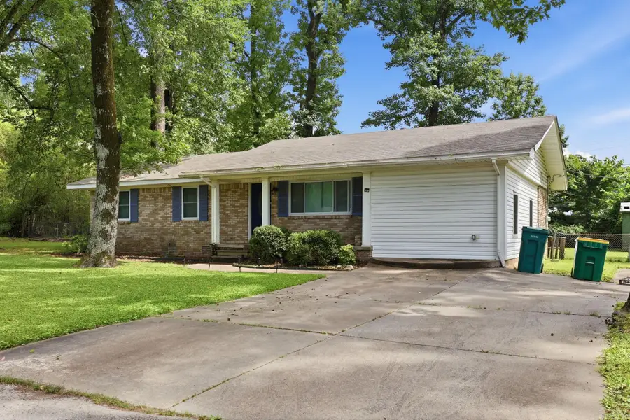 7201 Forest Dale Drive, North Little Rock, AR 72118 - #2