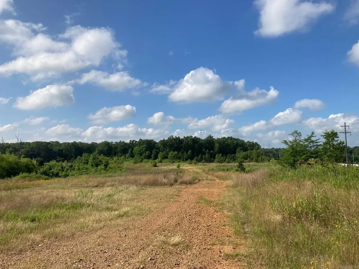2713 W Matthews Trail, Jonesboro, AR 72401 - #1