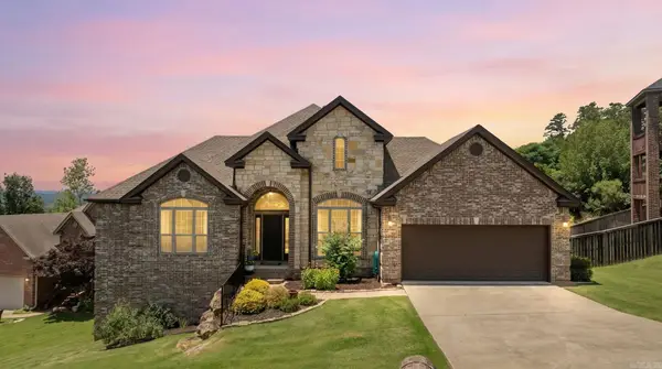 124 Crestview Drive, Maumelle, AR 72113