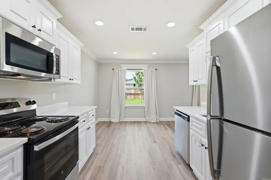 421 W 24th St, North Little Rock, AR 72114 - #2