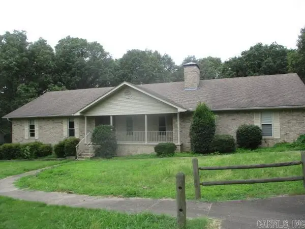 48 Plantation Acres Dr, Little Rock, AR 72210