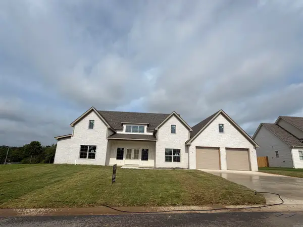 1221 Zenyatta Court, Searcy, AR 72143