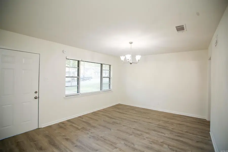 5202 S Wakefield Drive, Little Rock, AR 72209 - #3